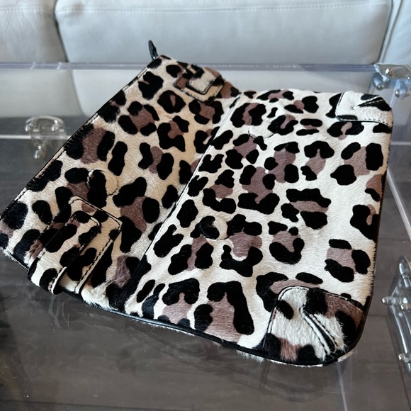 Club Monaco Leopard Print Faux Fur Clutch - Picture 4 of 6